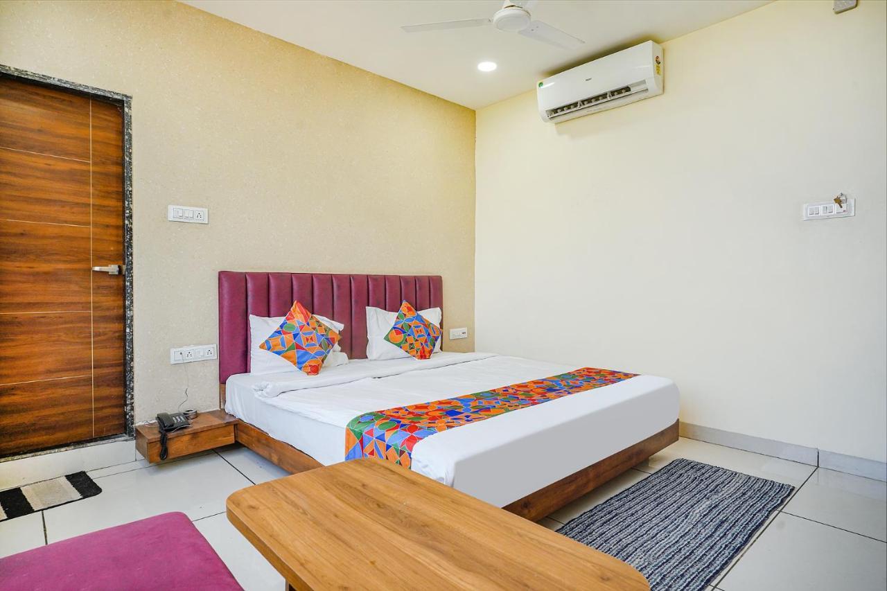 Fabhotel Sukh Vilas Indore Esterno foto